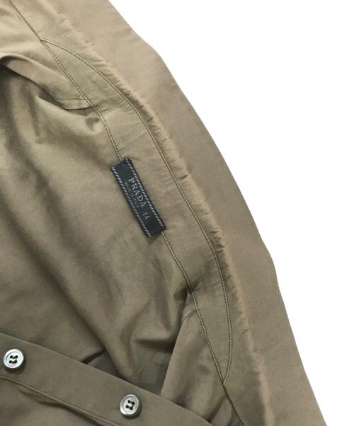 PRADA（プラダ）PRADA (プラダ) プルオーバーシャツ オリーブ サイズ:44の古着・服飾アイテム
