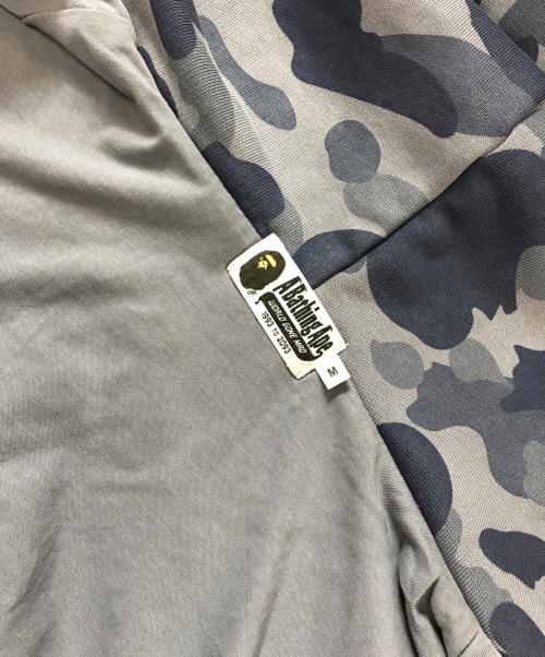 A BATHING APE（アベイシングエイプ）A BATHING APE (アベイシングエイプ) 1st Camo Heavy Wash Cropped Fit Zip Hoodie ブルー サイズ:Mの古着・服飾アイテム