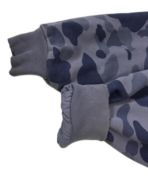A BATHING APE（アベイシングエイプ）A BATHING APE (アベイシングエイプ) 1st Camo Heavy Wash Cropped Fit Zip Hoodie ブルー サイズ:Mの古着・服飾アイテム