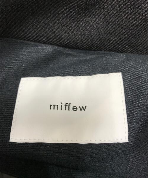 miffew（ミフュー）miffew (ミフュー) ケープダウンコート ブラック サイズ:2 未使用品の古着・服飾アイテム