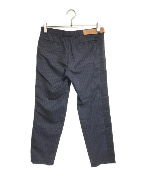 DRIES VAN NOTEN（ドリスヴァンノッテン）DRIES VAN NOTEN (ドリスヴァンノッテン) ベルト付きストライプパンツ ネイビー サイズ:44の古着・服飾アイテム