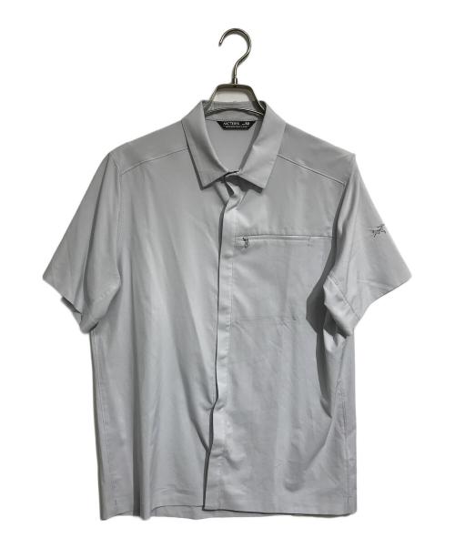 ARC'TERYX（アークテリクス）ARC'TERYX (アークテリクス) Skyline SS Shirt グレー サイズ:Mの古着・服飾アイテム