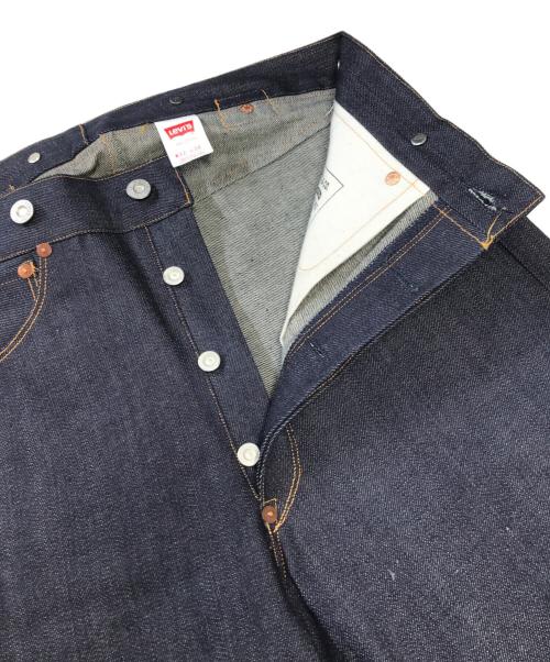 LEVI'S（リーバイス）LEVI'S (リーバイス) 復刻デニムパンツ インディゴ サイズ:W32 L36 未使用品の古着・服飾アイテム