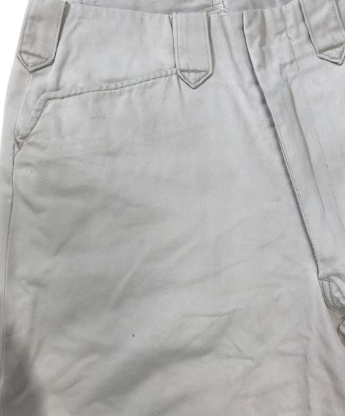 LEVI'S（リーバイス）LEVI'S (リーバイス) ウエスタンパンツ アイボリー サイズ:表記なしの古着・服飾アイテム