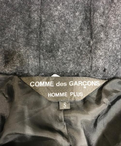 COMME des GARCONS HOMME PLUS（コムデギャルソンオムプリュス）COMME des GARCONS HOMME PLUS (コムデギャルソンオムプリュス) 縮絨ショートダッフルコート ブラック サイズ:Sの古着・服飾アイテム