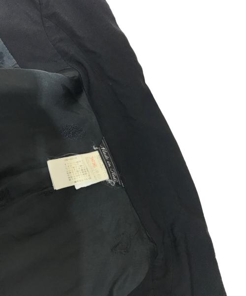 GIANNI VERSACE（ジャンニ・ヴェルサーチ）GIANNI VERSACE (ジャンニ・ヴェルサーチ) テーラードジャケット ブラック サイズ:不明の古着・服飾アイテム