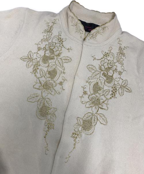 tricot COMME des GARCONS（トリココムデギャルソン）tricot COMME des GARCONS (トリココムデギャルソン) 刺繍ニットカーディガン アイボリー サイズ:Mの古着・服飾アイテム