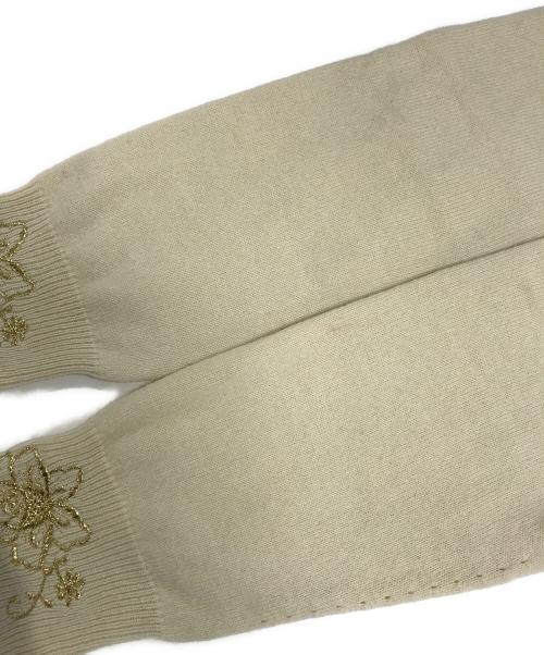 tricot COMME des GARCONS（トリココムデギャルソン）tricot COMME des GARCONS (トリココムデギャルソン) 刺繍ニットカーディガン アイボリー サイズ:Mの古着・服飾アイテム
