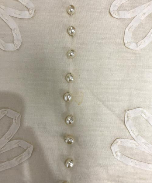 tricot COMME des GARCONS（トリココムデギャルソン）tricot COMME des GARCONS (トリココムデギャルソン) パール装飾ニット アイボリー サイズ:Sの古着・服飾アイテム