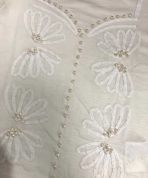 tricot COMME des GARCONS（トリココムデギャルソン）tricot COMME des GARCONS (トリココムデギャルソン) パール装飾ニット アイボリー サイズ:Sの古着・服飾アイテム