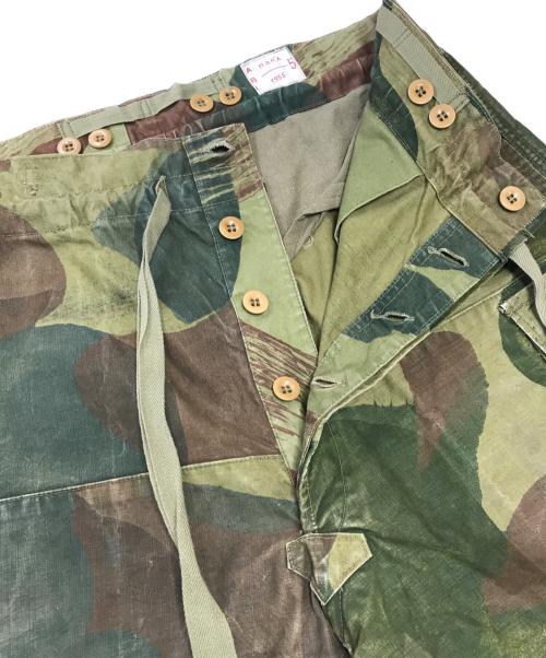 VINTAGE MILITARY（ヴィンテージ ミリタリー）VINTAGE MILITARY (ヴィンテージ ミリタリー) Belgian Army(ベルギー軍) 50’s ブラッシュストロークカモパンツ グリーン サイズ:5の古着・服飾アイテム