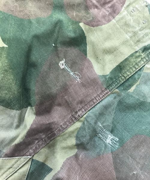 VINTAGE MILITARY（ヴィンテージ ミリタリー）VINTAGE MILITARY (ヴィンテージ ミリタリー) Belgian Army(ベルギー軍) 50’s ブラッシュストロークカモパンツ グリーン サイズ:5の古着・服飾アイテム