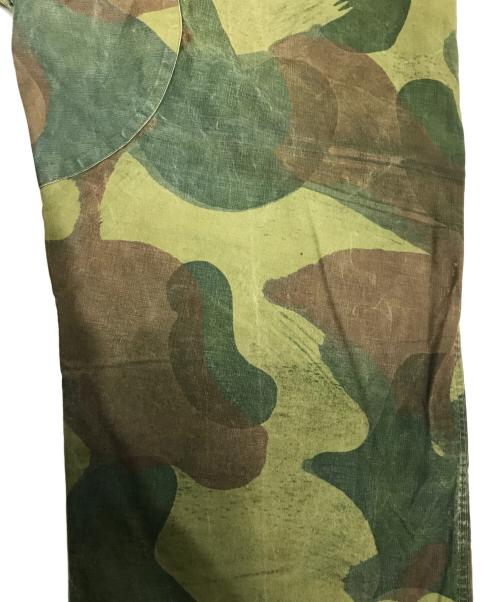 VINTAGE MILITARY（ヴィンテージ ミリタリー）VINTAGE MILITARY (ヴィンテージ ミリタリー) Belgian Army(ベルギー軍) 50’s ブラッシュストロークカモパンツ グリーン サイズ:5の古着・服飾アイテム