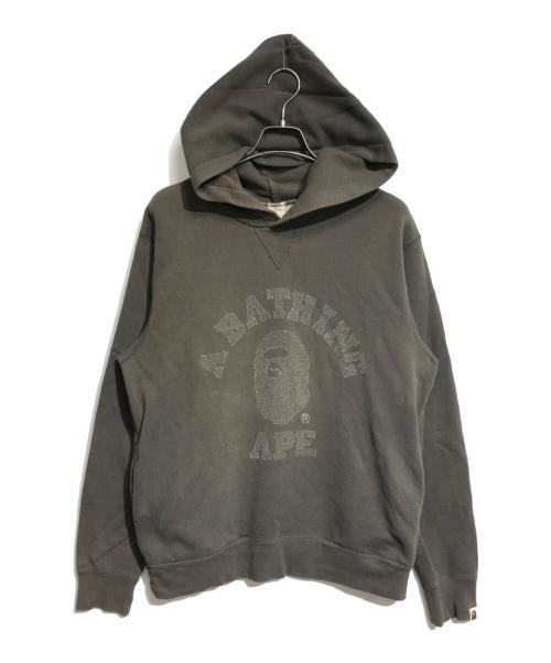 A BATHING APE（アベイシングエイプ）A BATHING APE (アベイシングエイプ) 前Vプリントパーカー カーキ サイズ:Mの古着・服飾アイテム