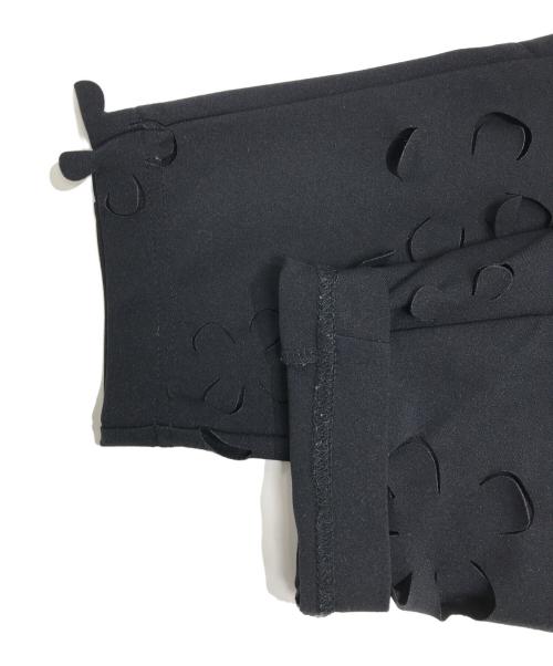 COMME des GARCONS COMME des GARCONS（コムデギャルソン コムデギャルソン）COMME des GARCONS COMME des GARCONS (コムデギャルソン コムデギャルソン) パンチング丸襟ブラウス ブラック サイズ:Sの古着・服飾アイテム