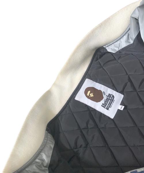A BATHING APE（アベイシングエイプ）A BATHING APE (アベイシングエイプ) SOLID CAMO NYC LOGO NYLON VARSITY JACKET グレー サイズ:2XLの古着・服飾アイテム