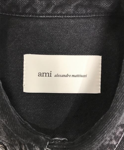 AMI Alexandre Mattiussi（アミアレクサンドルマテュッシ）AMI Alexandre Mattiussi (アミアレクサンドルマテュッシ) AMI DE COEUR デニムシャツ ブラック サイズ:Sの古着・服飾アイテム