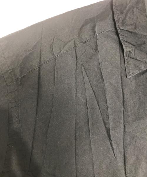 COMME des GARCONS HOMME（コムデギャルソン オム）COMME des GARCONS HOMME (コムデギャルソン オム) 製品加工シワS/Sシャツ ブラック サイズ:Sの古着・服飾アイテム