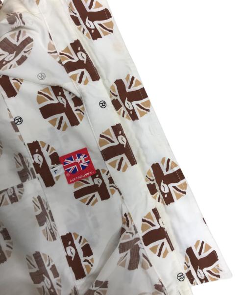A BATHING APE（アベイシングエイプ）A BATHING APE (アベイシングエイプ) ユニオンジャックエイプヘッドシャツ ホワイト×ブラウン サイズ:Lの古着・服飾アイテム