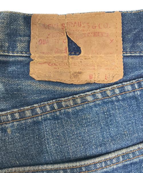LEVI'S（リーバイス）LEVI'S (リーバイス) 66前期 501デニムパンツ インディゴ サイズ:W32 L33の古着・服飾アイテム