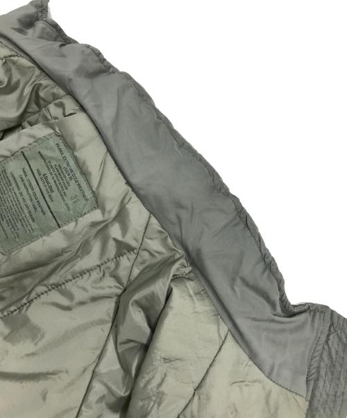 VINTAGE MILITARY（ヴィンテージ ミリタリー）VINTAGE MILITARY (ヴィンテージ ミリタリー) ECWCS GEN3 LEVEL7 JACKET グリーン サイズ:xs-Sの古着・服飾アイテム