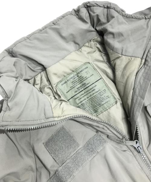 VINTAGE MILITARY（ヴィンテージ ミリタリー）VINTAGE MILITARY (ヴィンテージ ミリタリー) ECWCS GEN3 LEVEL7 JACKET グリーン サイズ:xs-Sの古着・服飾アイテム