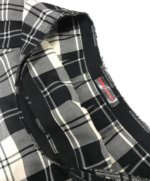 PRADA SPORTS（プラダスポーツ）PRADA SPORTS (プラダスポーツ) チェックラップスカート グレー サイズ:38の古着・服飾アイテム