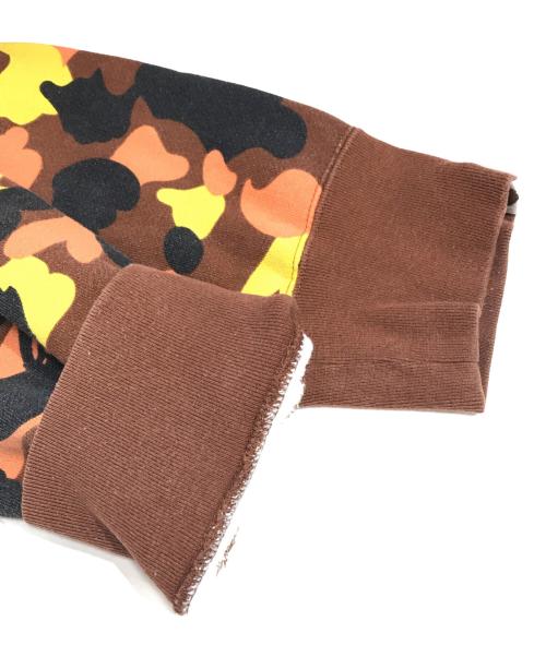 A BATHING APE（アベイシングエイプ）A BATHING APE (アベイシングエイプ) カモフラパーカー ブラウン サイズ:2XLの古着・服飾アイテム