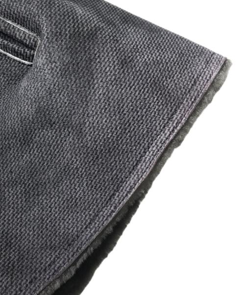 GIORGIO ARMANI（ジョルジオアルマーニ）GIORGIO ARMANI (ジョルジオアルマーニ) ラムムートンジャケット グレー サイズ:46の古着・服飾アイテム