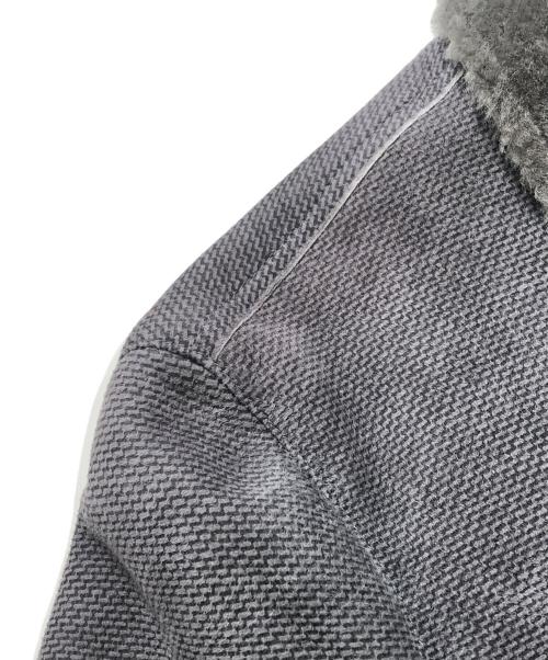 GIORGIO ARMANI（ジョルジオアルマーニ）GIORGIO ARMANI (ジョルジオアルマーニ) ラムムートンジャケット グレー サイズ:46の古着・服飾アイテム