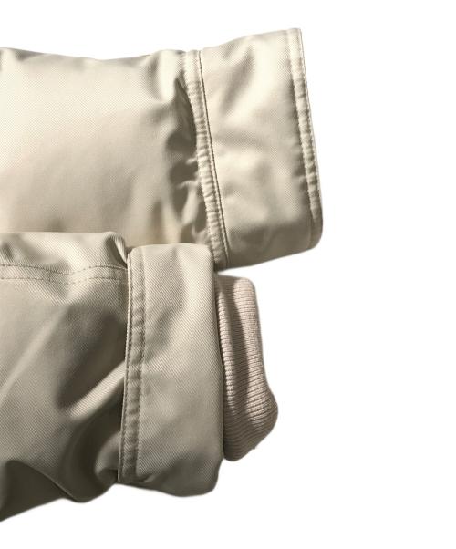 Pyrenex（ピレネックス）Pyrenex (ピレネックス) ダウンコート アイボリー サイズ:40の古着・服飾アイテム