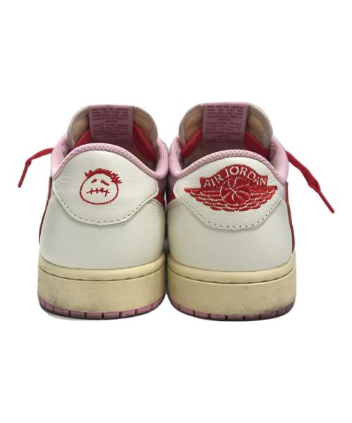 NIKE（ナイキ）NIKE Travis Scott AIR JORDAN 1 RETRO LOW OG SP TRAVIS SCOTT ホワイト×ピンク サイズ:US10.5/UK9.5/EUR44.5/cm28.5/BR42.5/CN285の古着・服飾アイテム