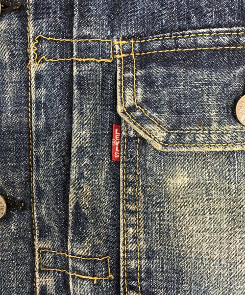 LEVI'S（リーバイス）LEVI'S (リーバイス) 復刻2ndデニムジャケット インディゴ サイズ:38の古着・服飾アイテム