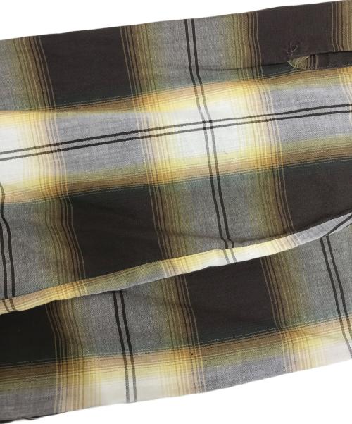 VAN HEUSEN（ヴァンヒューセン/バンヒューゼン）VAN HEUSEN (ヴァンヒューセン/バンヒューゼン) オンブレチェックシャツ イエロー サイズ:Mの古着・服飾アイテム