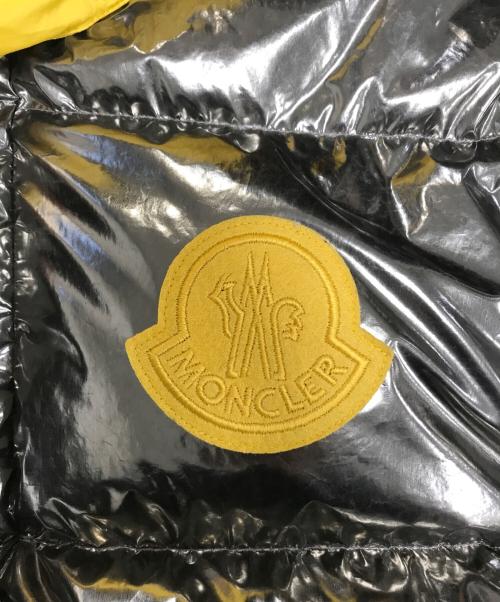 MONCLER（モンクレール）MONCLER (モンクレール) リバーシブルダウンジャケット メタリック×イエロー サイズ:2の古着・服飾アイテム