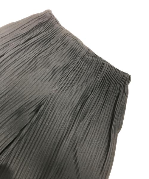 HOMME PLISSE ISSEY MIYAKE（オム プリッセ イッセイ ミヤケ）HOMME PLISSE ISSEY MIYAKE (オム プリッセ イッセイ ミヤケ) プリーツパンツ ブラック サイズ:1の古着・服飾アイテム