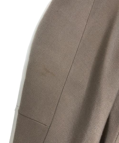 COMME des GARCONS（コムデギャルソン）COMME des GARCONS (コムデギャルソン) アシンメトリーフレアスカート ベージュ サイズ:Sの古着・服飾アイテム
