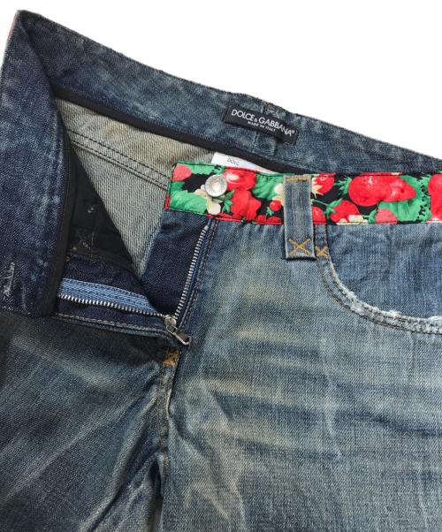 DOLCE & GABBANA（ドルチェ＆ガッバーナ）DOLCE & GABBANA (ドルチェ＆ガッバーナ) ダメージ加工切替フレアデニムパンツ インディゴ サイズ:40の古着・服飾アイテム