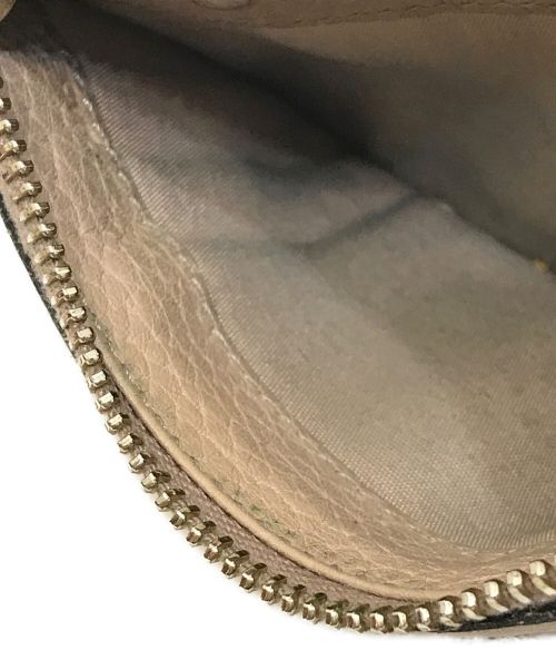 VALENTINO（ヴァレンティノ）VALENTINO (ヴァレンティノ) ロックスタッズコインケース ベージュの古着・服飾アイテム