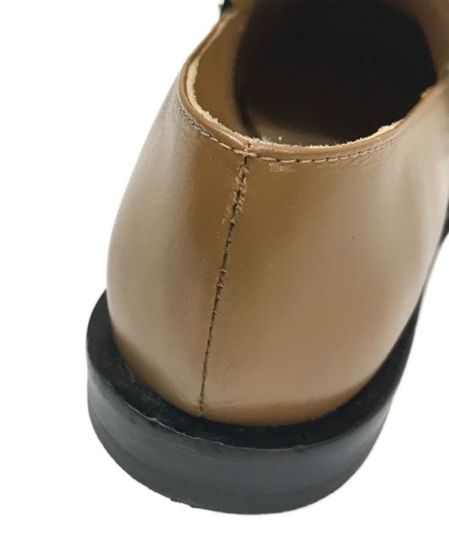 J&M DAVIDSON（ジェイ＆エム デヴィッドソン）J&M DAVIDSON (ジェイ＆エム デヴィッドソン) スタッズベルトローファー ブラウン サイズ:36の古着・服飾アイテム