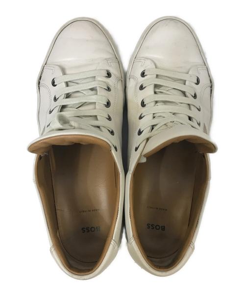 BOSS（ボス）BOSS (ボス) ローカットスニーカー ホワイト サイズ:42の古着・服飾アイテム