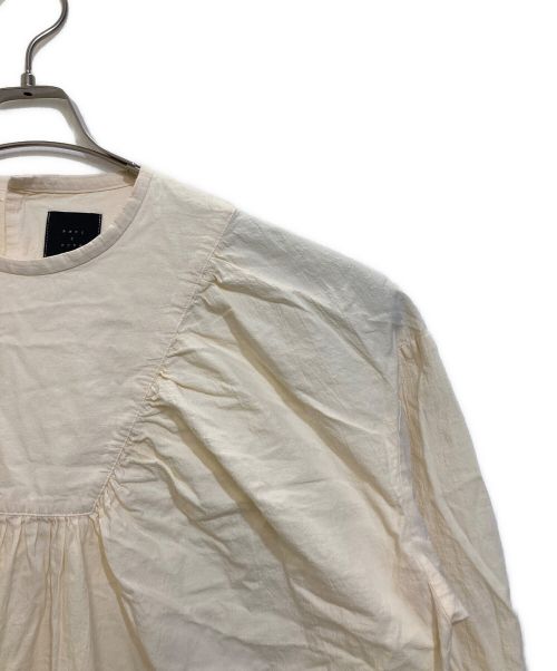 オオカミとフクロウ（オオカミトフクロウ）オオカミとフクロウ (オオカミトフクロウ) コットンワンピース アイボリー サイズ:FREEの古着・服飾アイテム