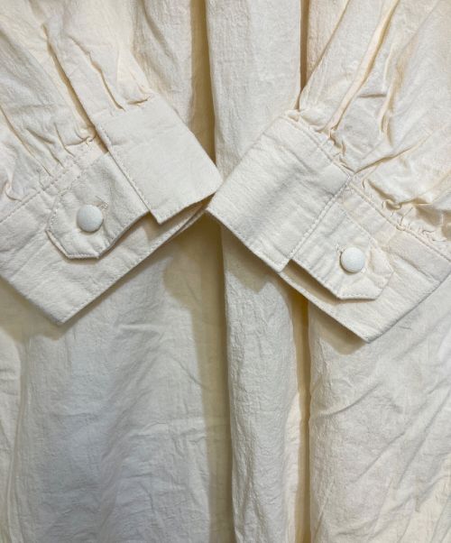 オオカミとフクロウ（オオカミトフクロウ）オオカミとフクロウ (オオカミトフクロウ) コットンワンピース アイボリー サイズ:FREEの古着・服飾アイテム