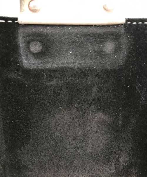 CELINE（セリーヌ）CELINE (セリーヌ) バイカラー6連キーケース ブラックの古着・服飾アイテム