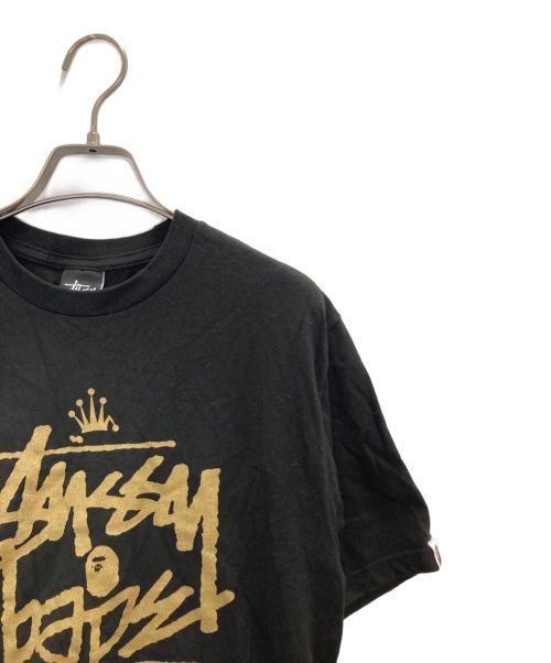 stussy（ステューシー）stussy (ステューシー) プリントコラボＴシャツ ブラック サイズ:Sの古着・服飾アイテム