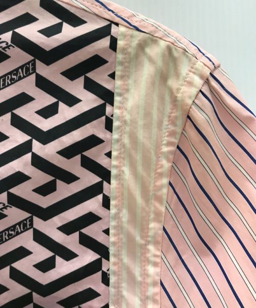 VERSACE（ヴェルサーチェ）VERSACE (ヴェルサーチ) ラグレカ ストライプシャツ ピンク サイズ:44の古着・服飾アイテム