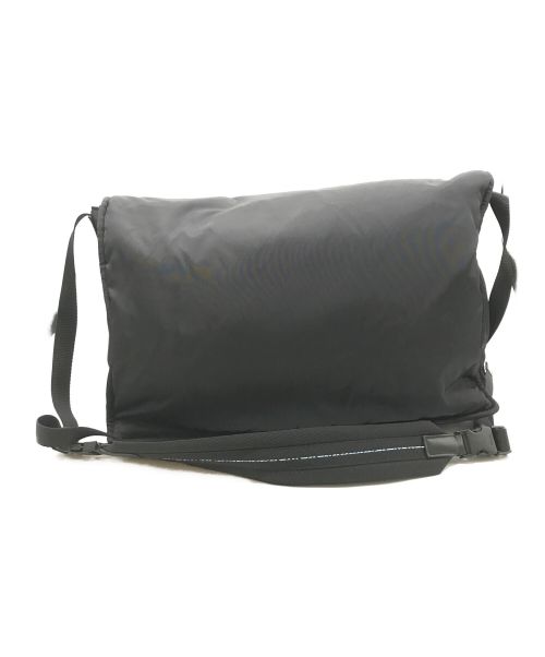 PRADA（プラダ）PRADA (プラダ) ソフトナイロンメッセンジャーバッグ ブラックの古着・服飾アイテム