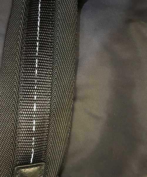 PRADA（プラダ）PRADA (プラダ) ソフトナイロンメッセンジャーバッグ ブラックの古着・服飾アイテム