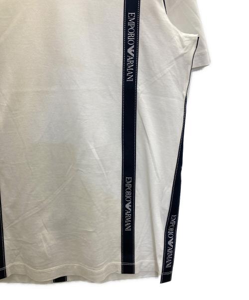 EMPORIO ARMANI（エンポリオアルマーニ）EMPORIO ARMANI (エンポリオアルマーニ) Tシャツ ホワイト サイズ:Sの古着・服飾アイテム