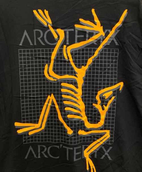 ARC'TERYX（アークテリクス）ARC'TERYX (アークテリクス) プリントTシャツ ブラック サイズ:Lの古着・服飾アイテム